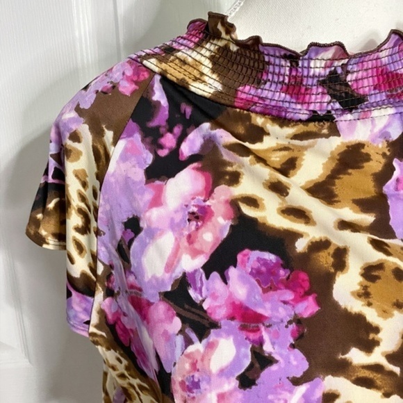Unbranded Purple Floral and Animal Print Short Sleeve Top - Picture 3 of 11